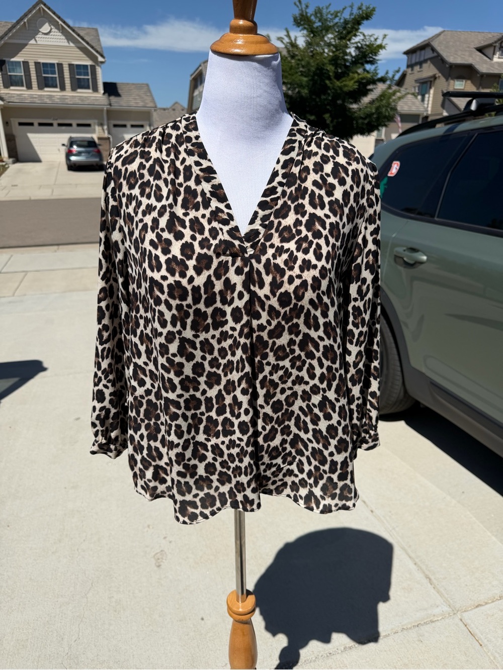 Vince Camuto Leopard Print V-Neck Blouse - Taupe, Black